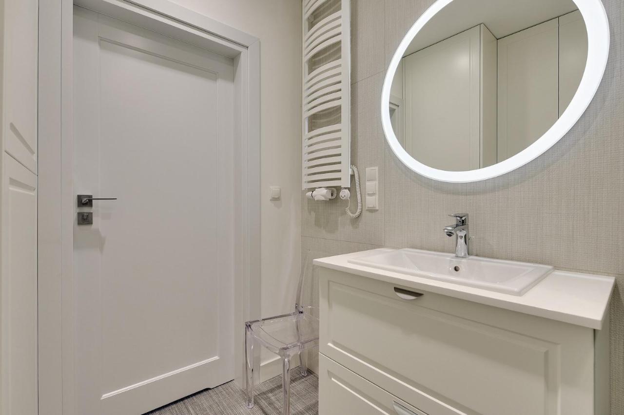 Apartament Grand - Okrzei